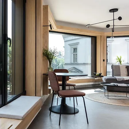 Academia Apartment